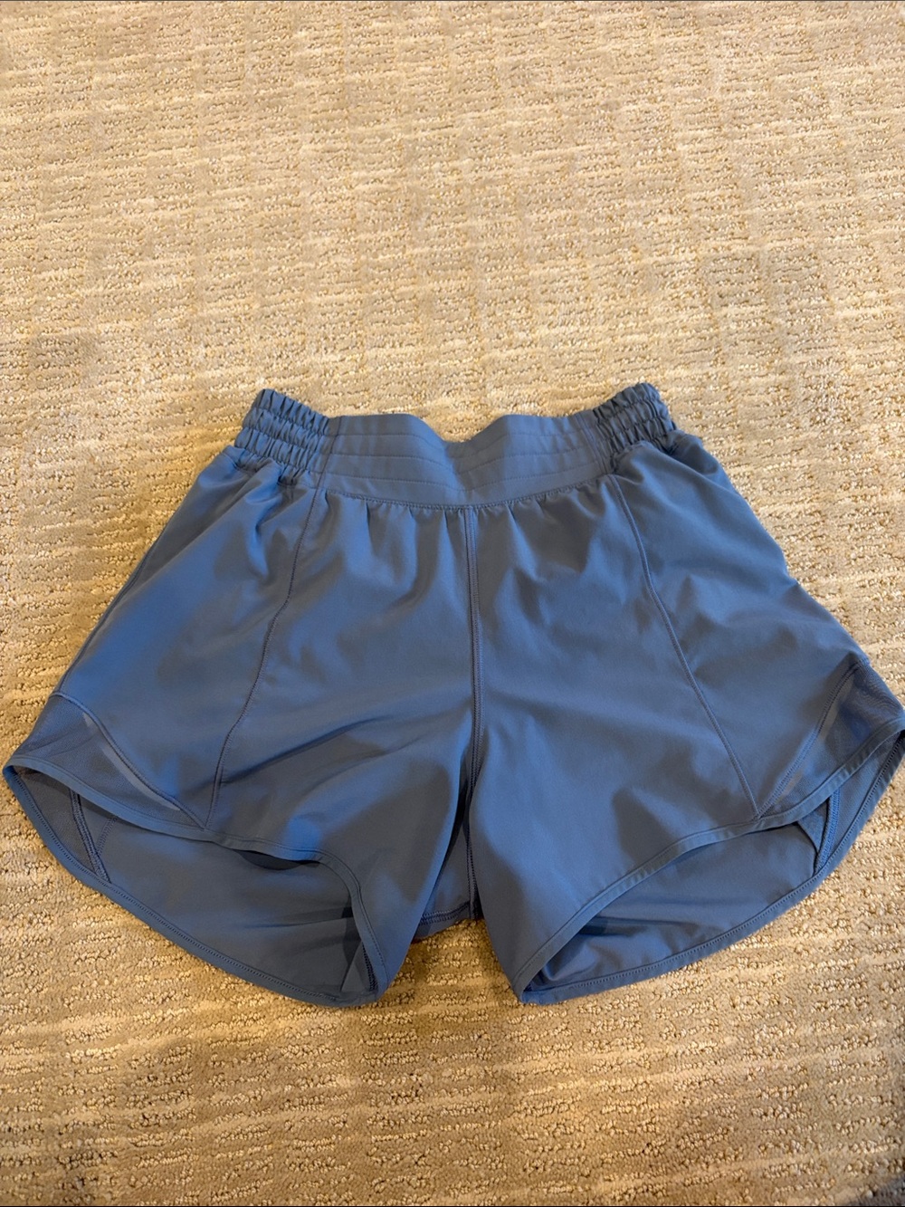 Hotty hot high rise lululemon 4inch